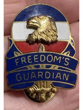 Army DUI Crest U.S. Joint Forces Command "Freedom's Guardian" Lapel Pin